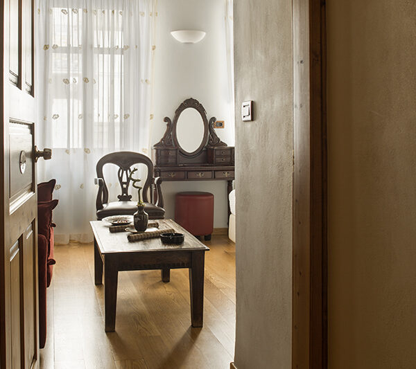 luxury suites nafplio - Kyveli Suites